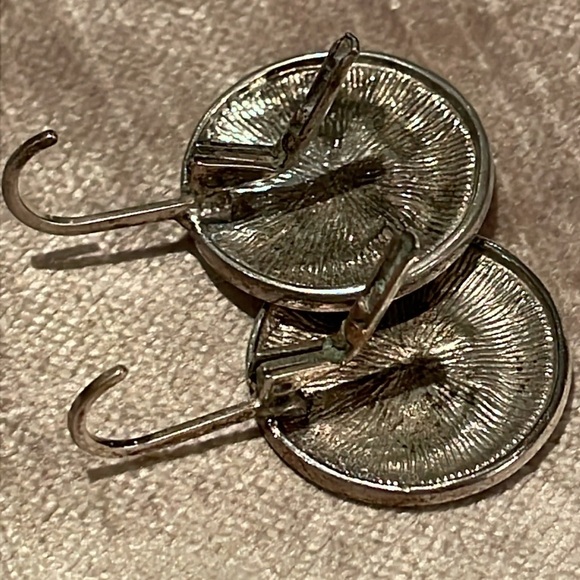 Vintage Silver 3/4” Button Style Earrings - Picture 6 of 9
